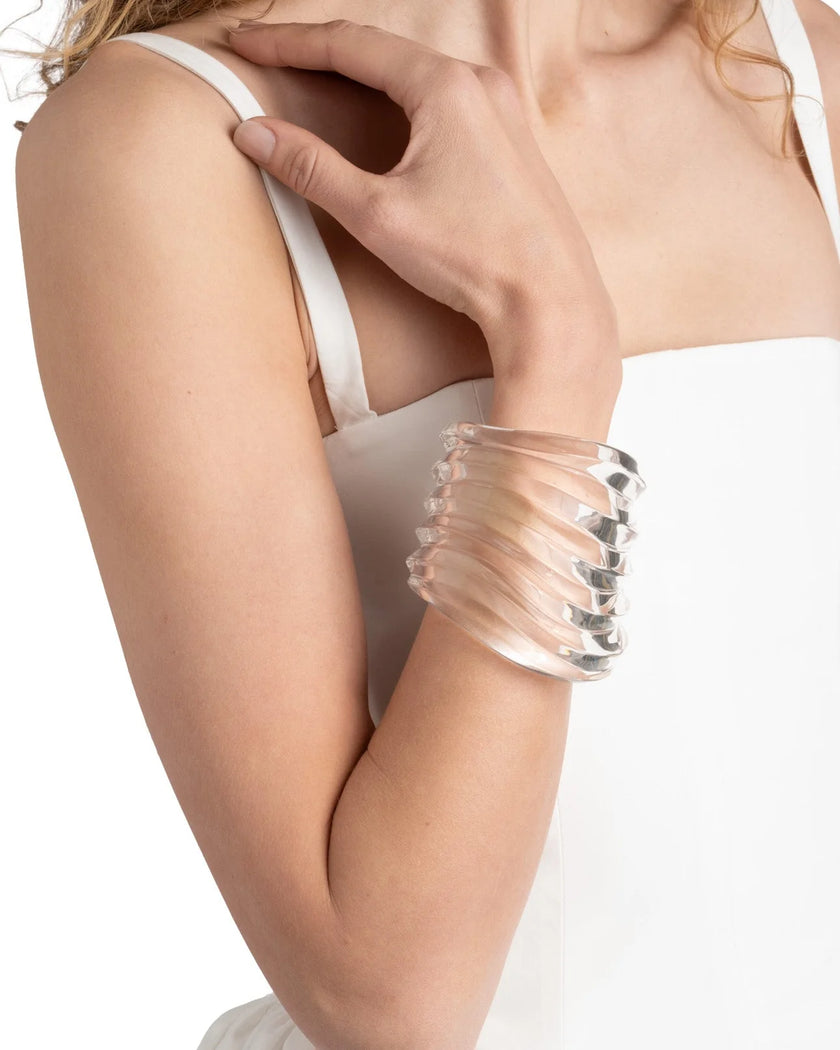 LIQUID LUCITE WIDE RIPPLE CUFF