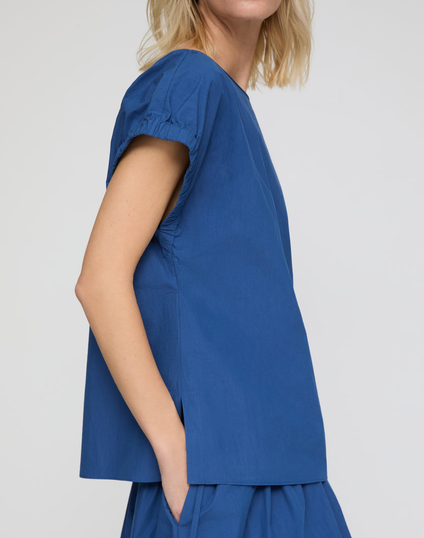 TRAVEL COTTON GATHERED CUFF SHIRT