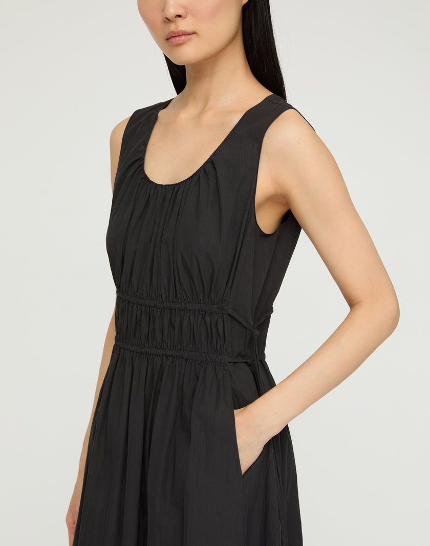 TRAVEL COTTON SLEEVELESS GATHERED WAIST DRESS