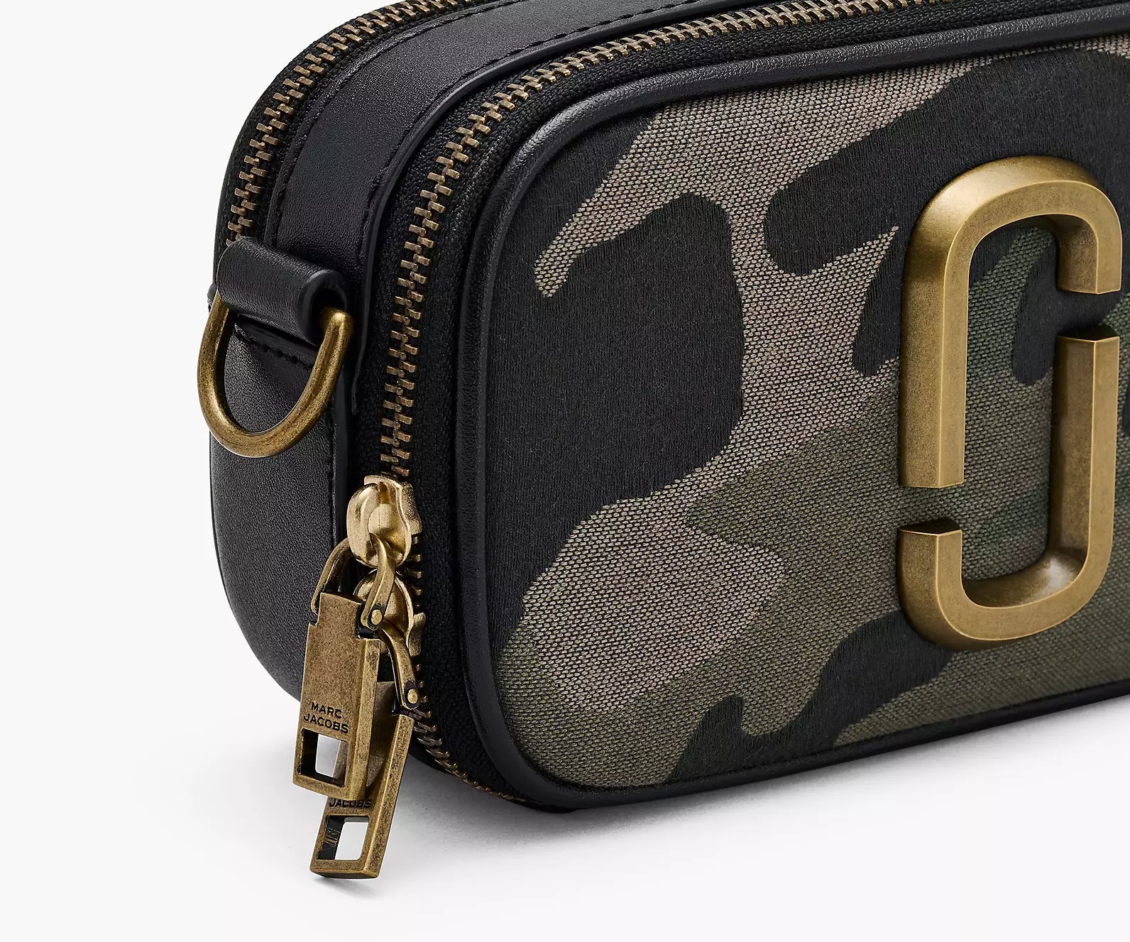 THE CAMO JACQUARD SNAPSHOT