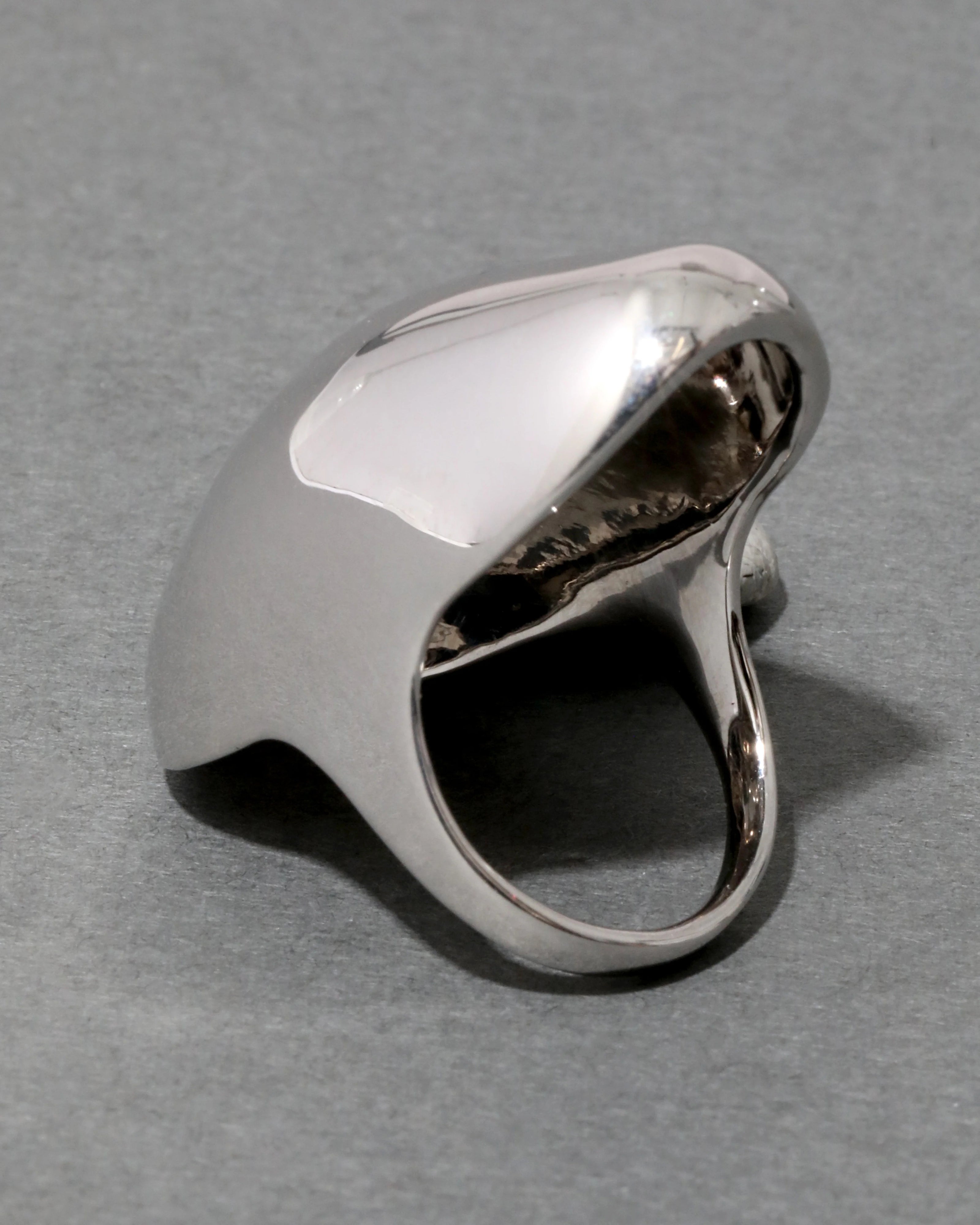 MOLTEN KNUCKLE RING