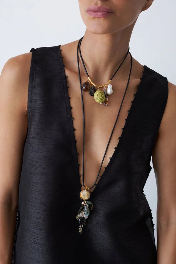 SHELL CHARM PENDANT