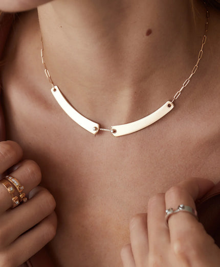 BUSINESS MEETING MOOD NECKLACE