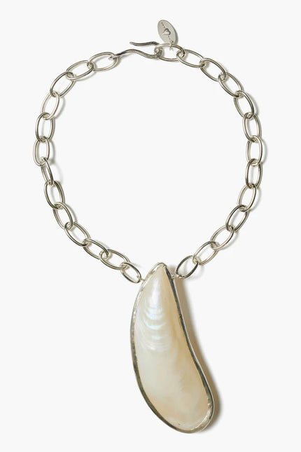 MOULE NECKLACE