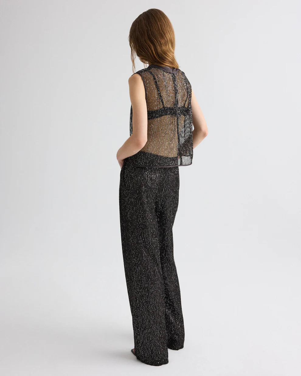 SHORT MUSCLE TANK IN MINI SEQUIN NETTING