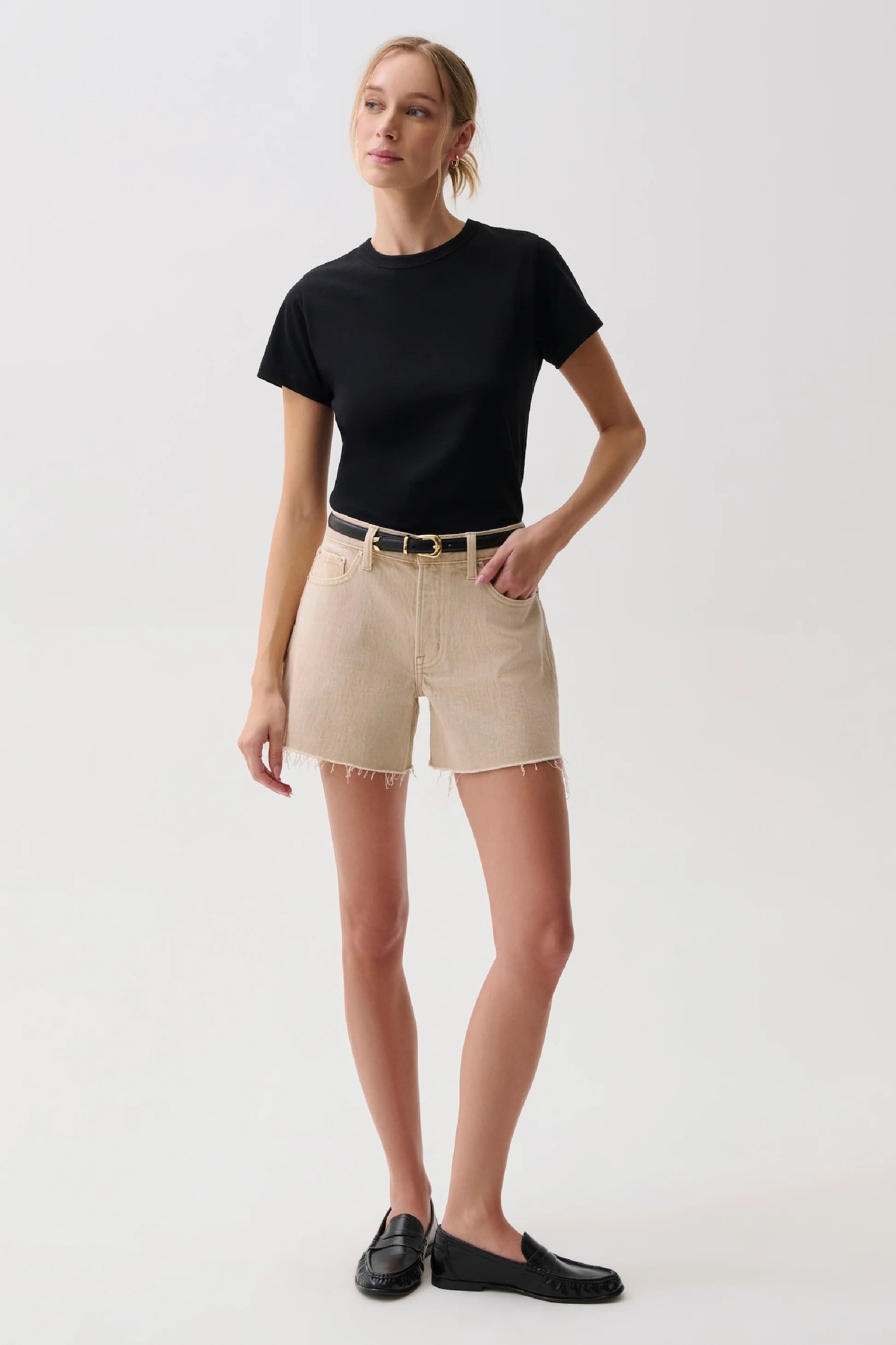 KENNEDY MID RISE SHORT IN HONEY