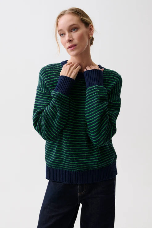 AURA RELAXED CREW NECK SWEATER