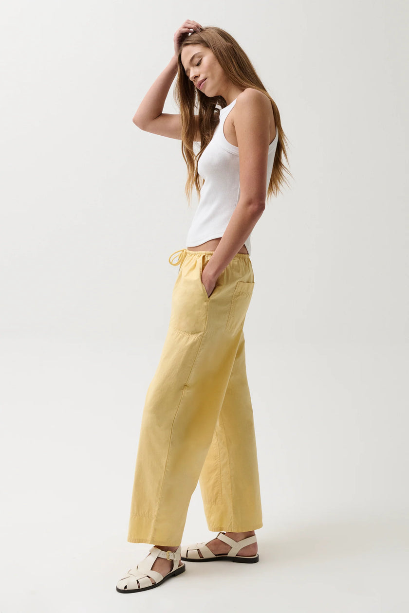THEO POPLIN PANT IN LIGHT TUMERIC