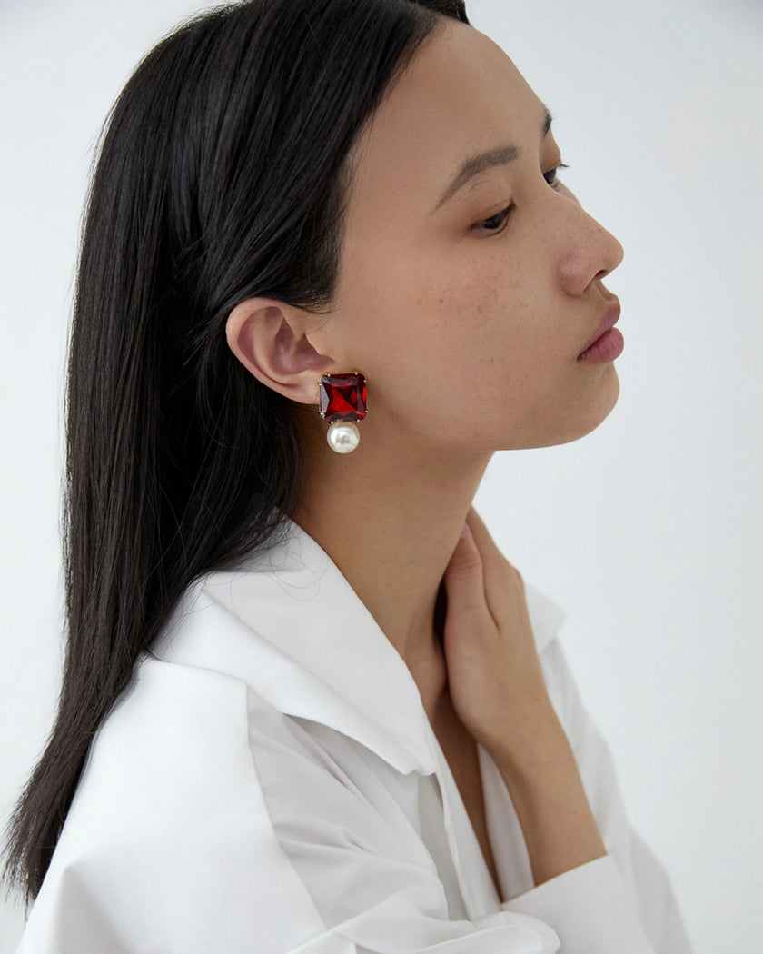 CRYSTAL AND PEARL DROP EARRINGS