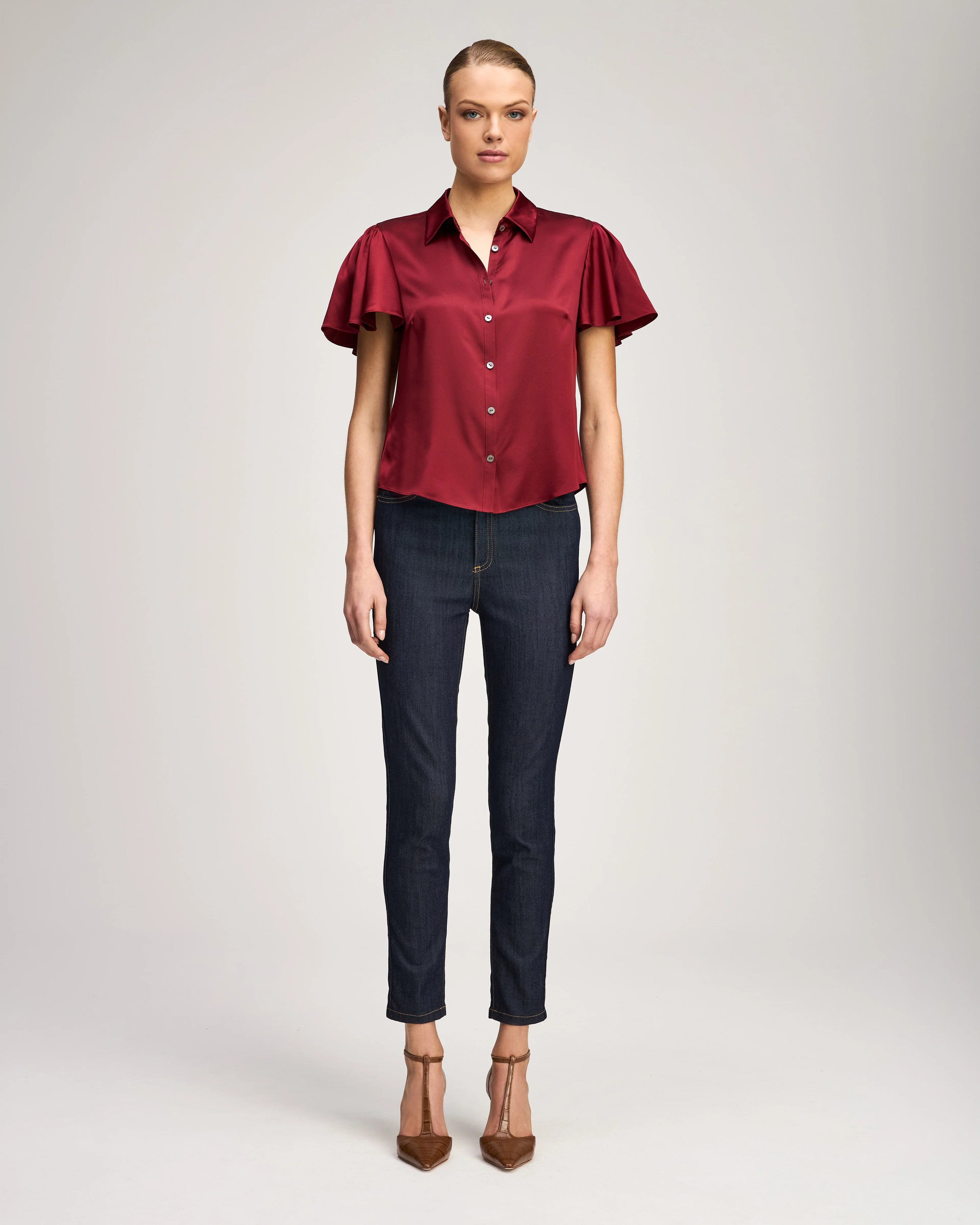 FLUTTER SLEEVE FIONA TOP IN BERRYWINE