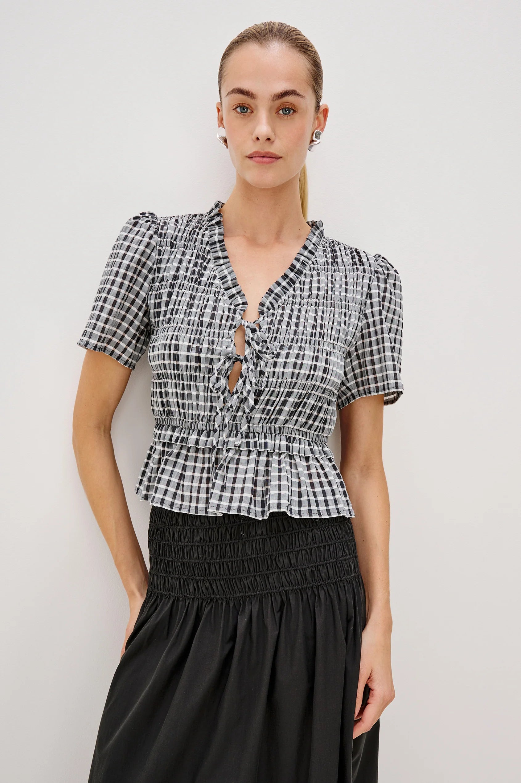 PORTIA TOP IN ASH SEERSUCKER