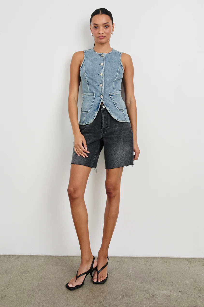 PORTOLA VEST