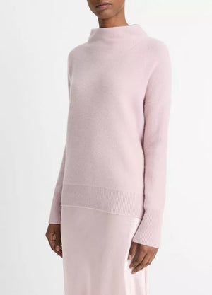 PLUSHED CASHMERE FUNNEL NECK SWEATER