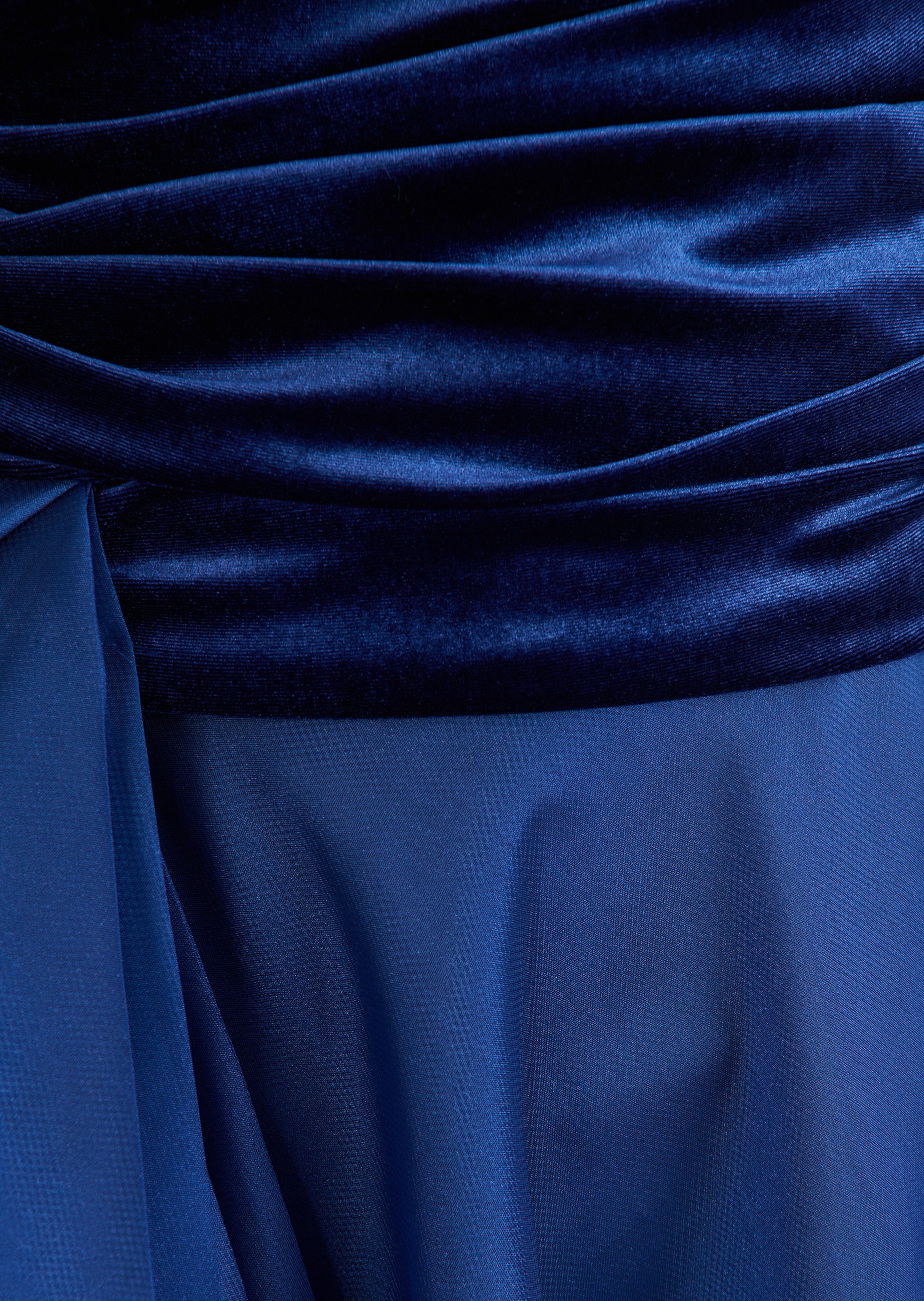 POLLENT1 EVENING GOWN