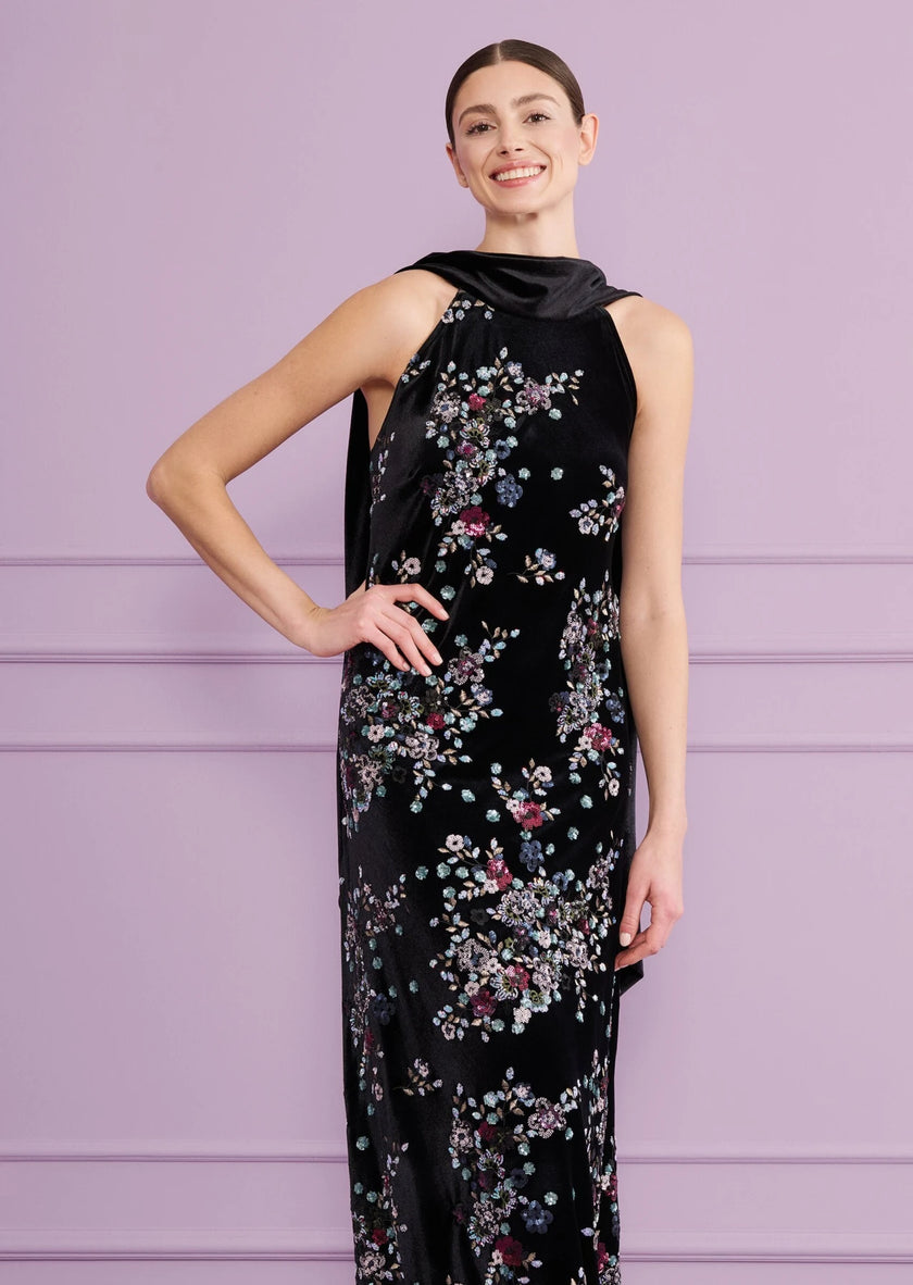 POPE5 COLUMN GOWN