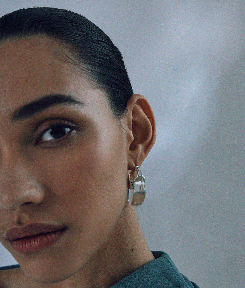 ORGANIC HOOPS IN SILVER AND CLEAR