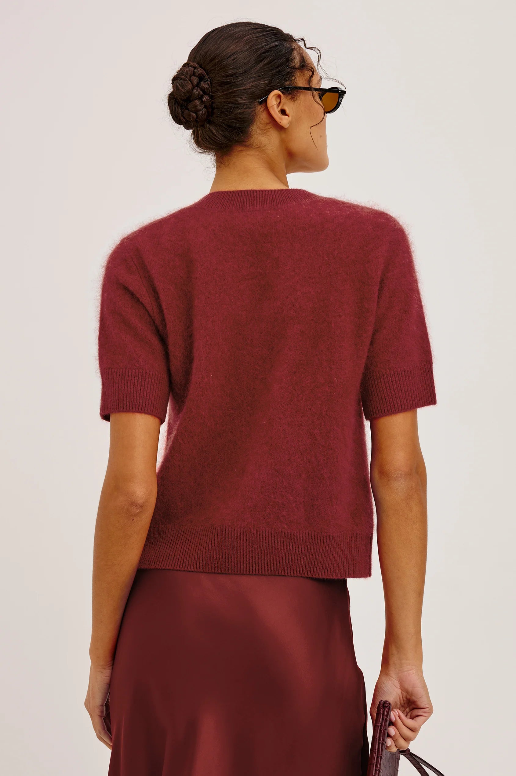 ROMAN SWEATER IN CRIMSON