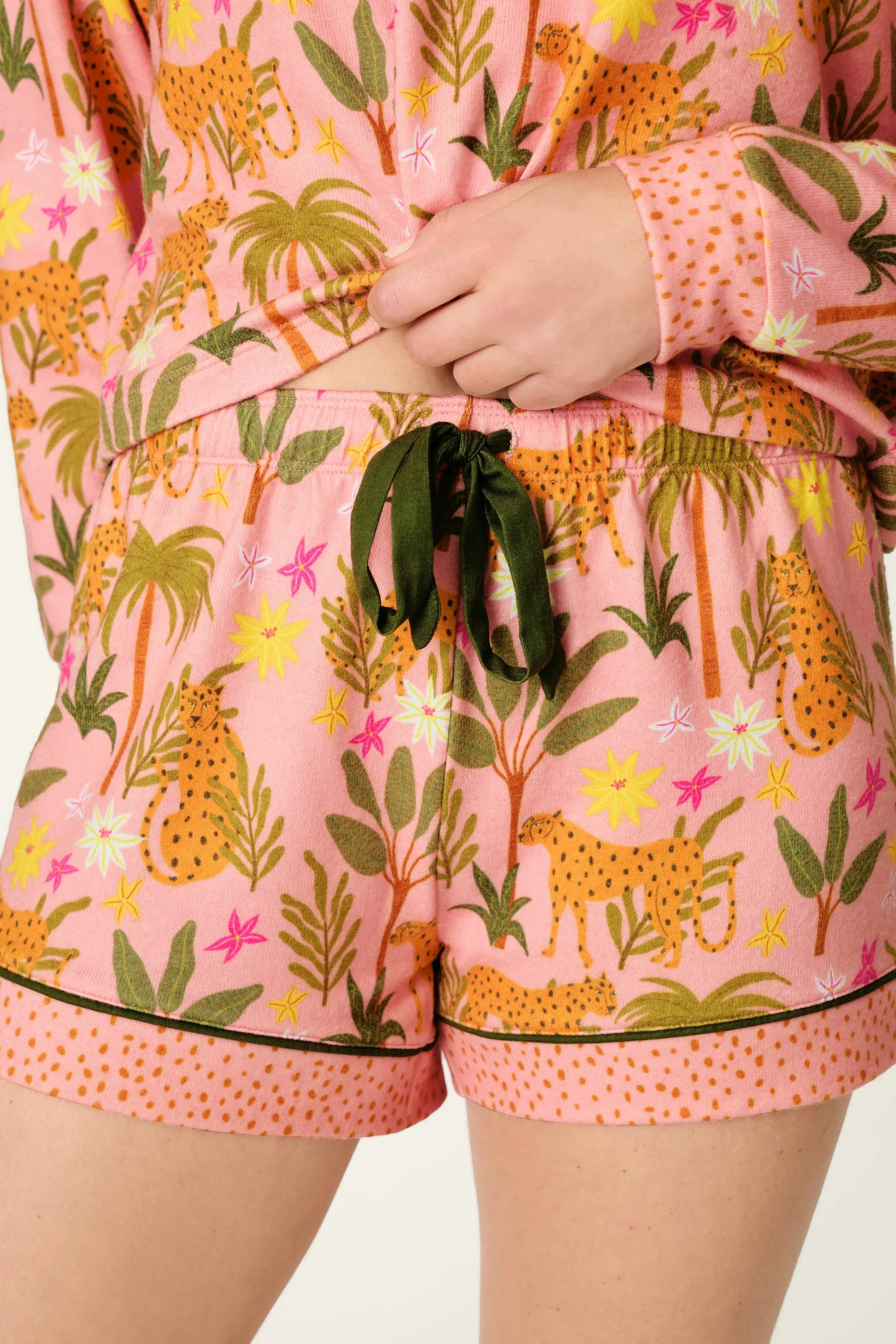 IN THE JUNGLE LEOPARD SAFARI SHORTS