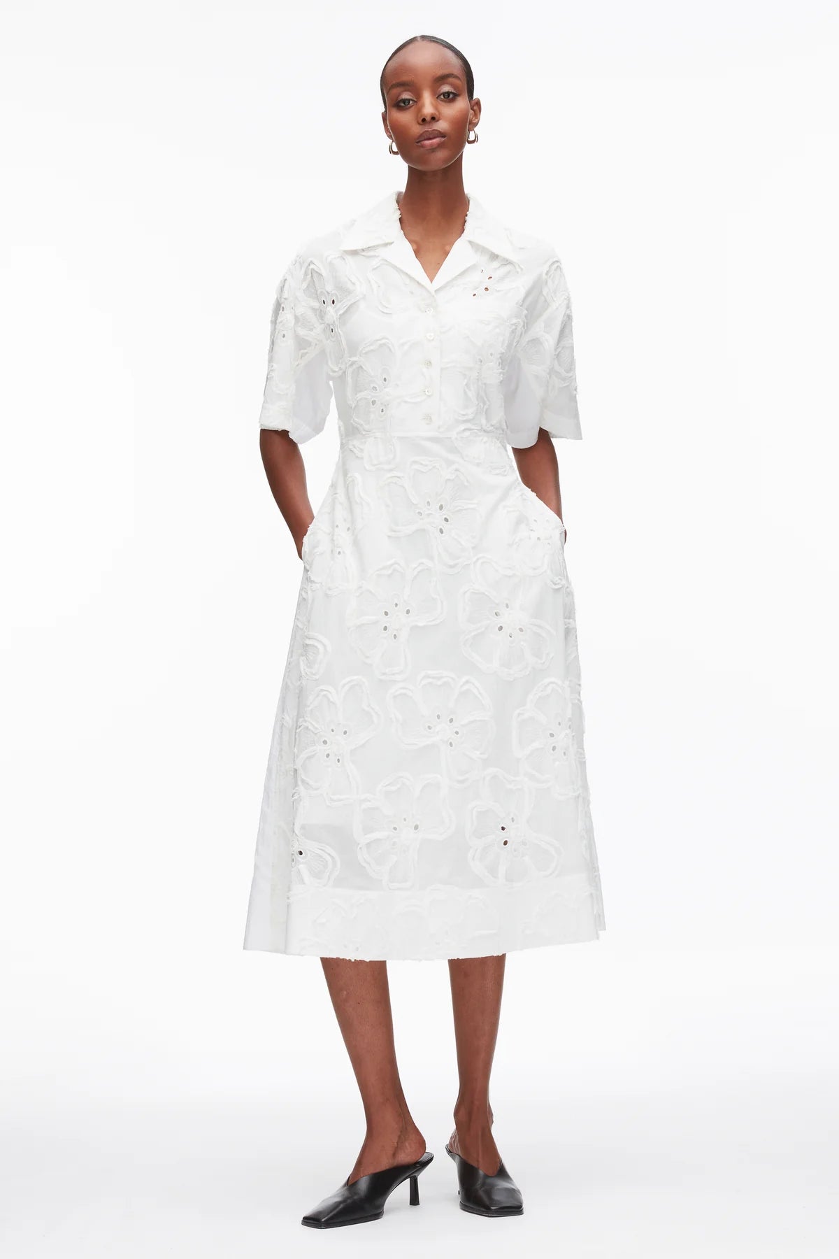 EMBROIDERED MIDI SHIRT DRESS IN WHITE