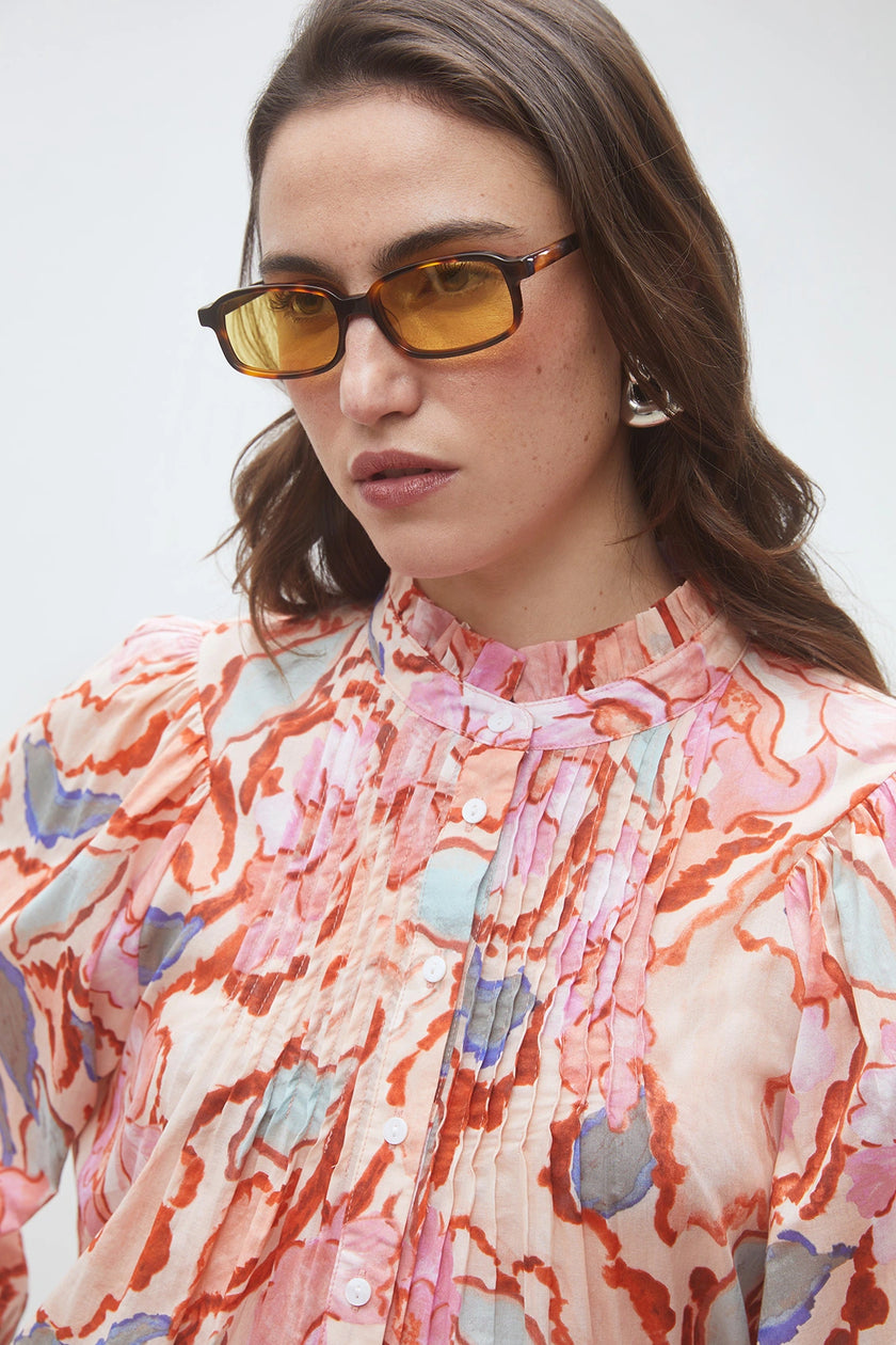 LEYA BUTTON DOWN BLOUSE WITH FLORAL PRINT