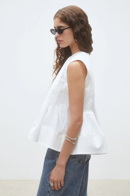LUIGI PLEATED SLEEVELESS BLOUSE