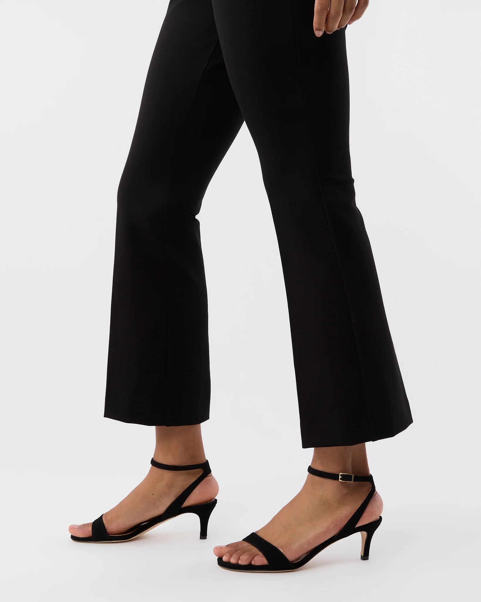 FAYE FLARE CROPPED PANT IN BLACK PONTE KNIT