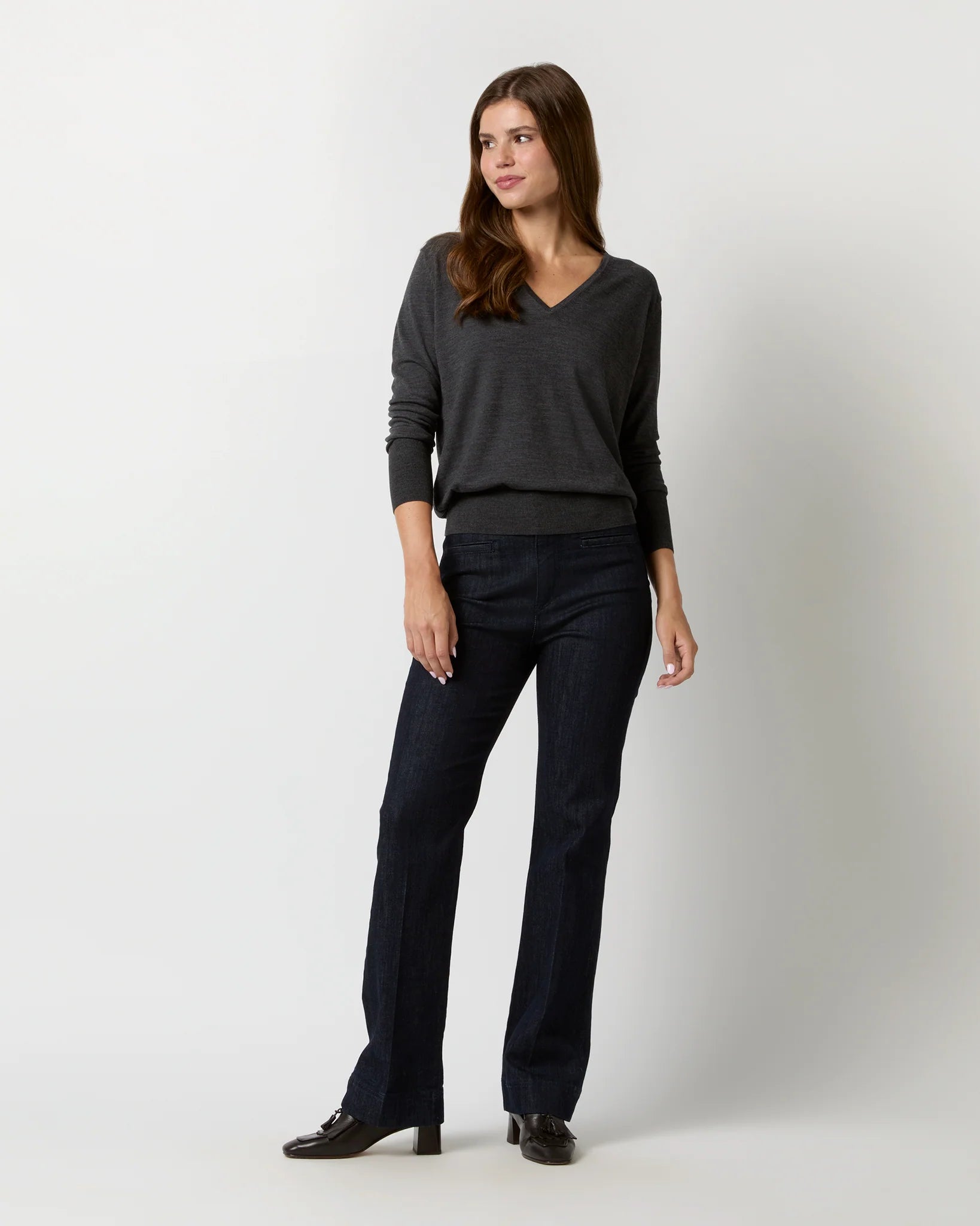 KATE VNECK SWEATER