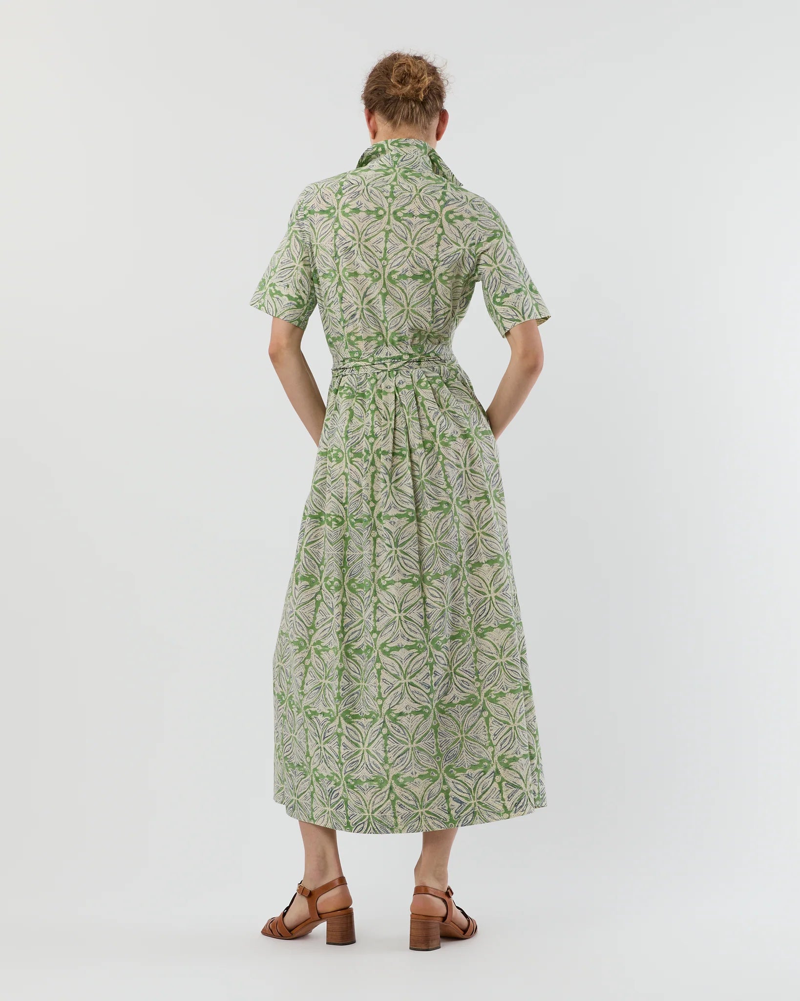SHORT SLEEVED CLASSIC SHIRTWAIST MAXI DRESS