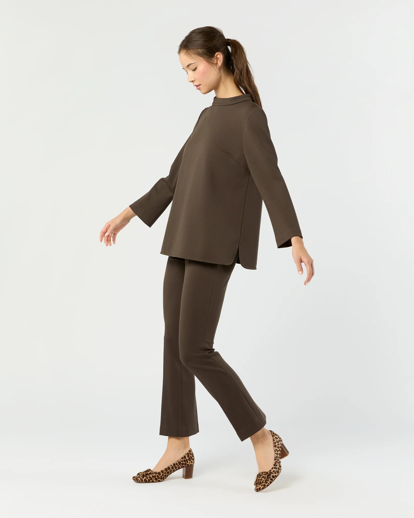 FAYE FLARE CROPPED PANT IN COFFEE