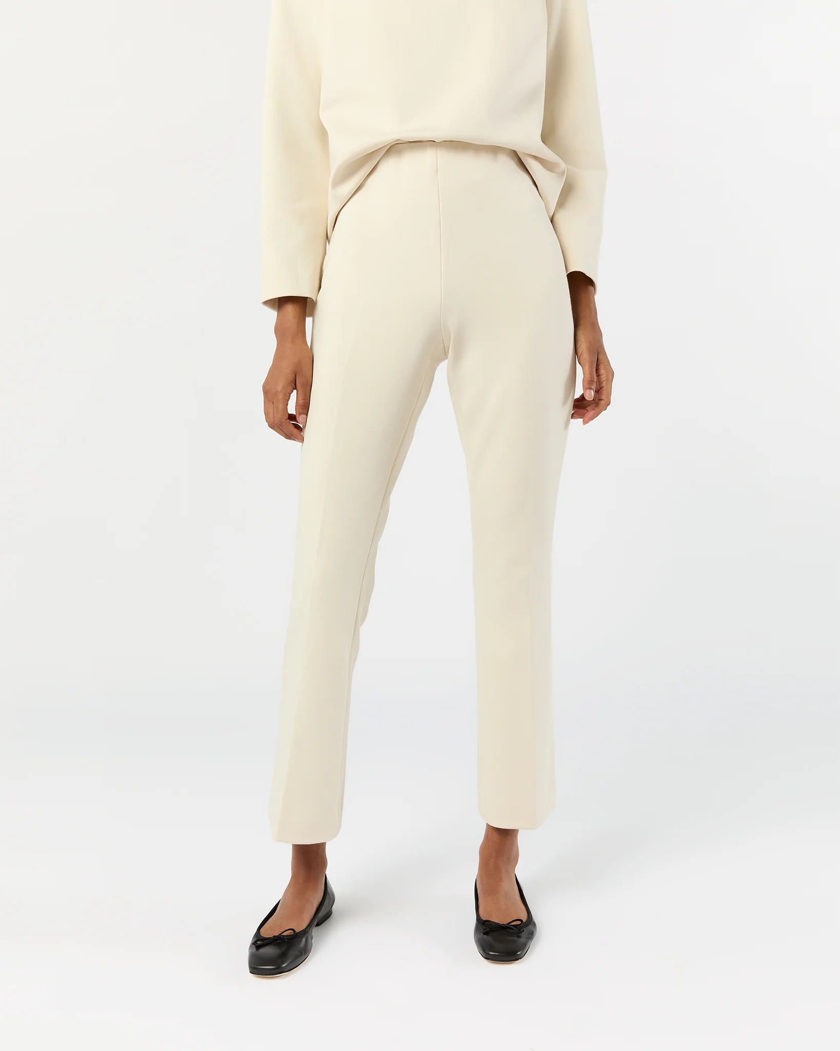 FAYE FLARED CROPPED PANT IN BISQUE