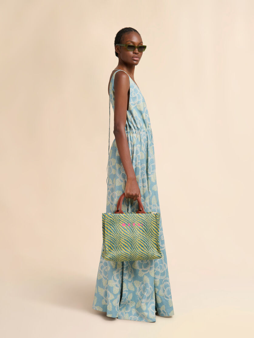 WAVY RAFFIA EFFECT SMALL TOTE BAG