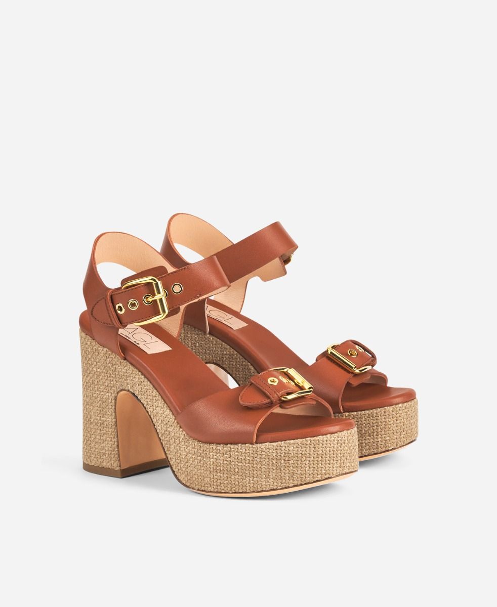 SISTA BUCKLES PLATFORM SANDAL