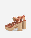SISTA BUCKLES PLATFORM SANDAL