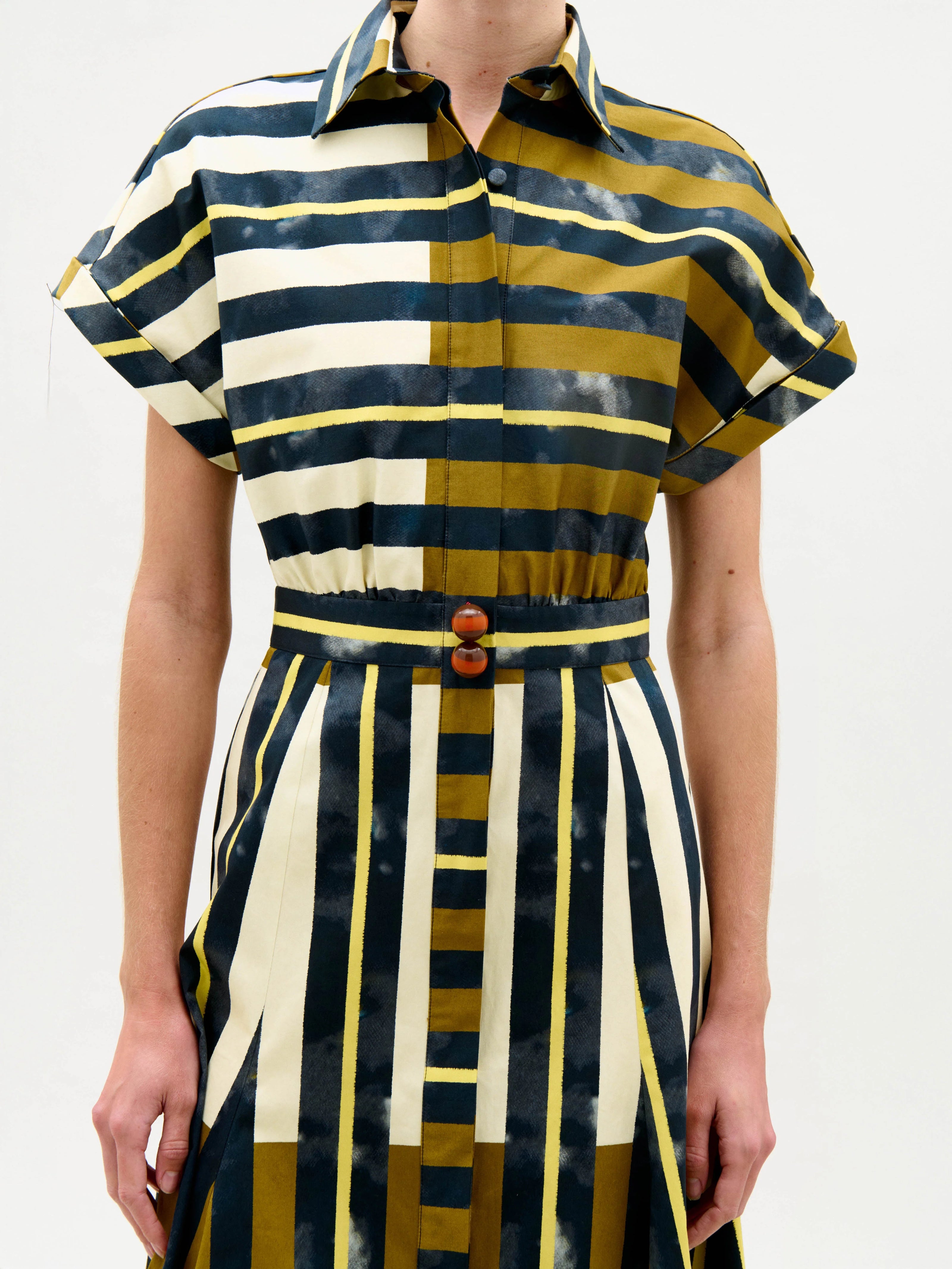 NOOR DRESS IN URBAN STRIPES