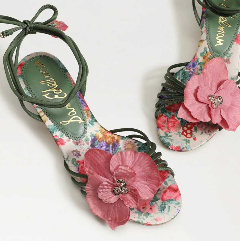 CARLA LACE UP KITTEN HEEL