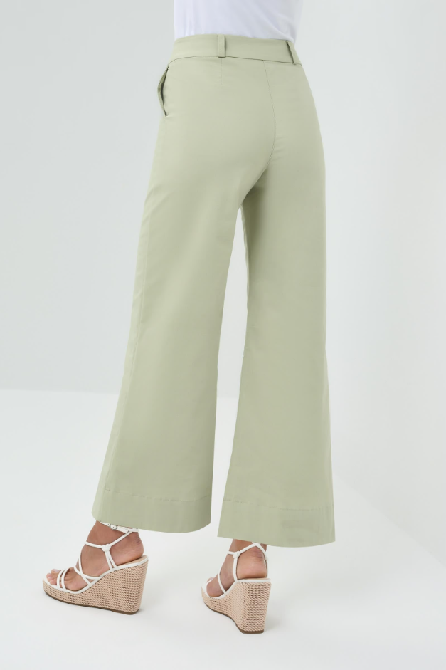 IVANNA PERFORMANCE COTTON CROPPED FLARE PANT
