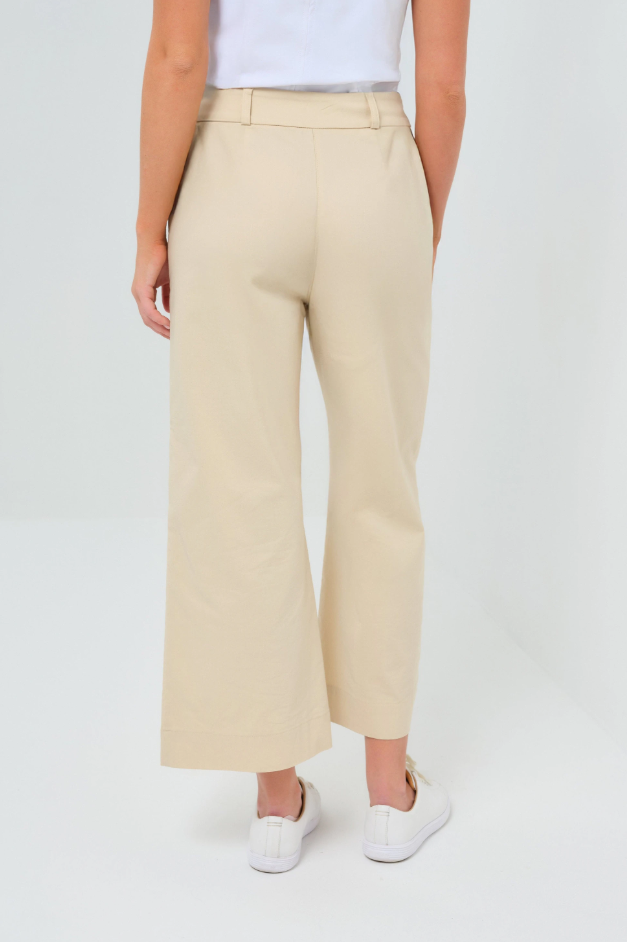 IVANNA PERFORMANCE COTTON CROPPED FLARE PANT IN WHEAT