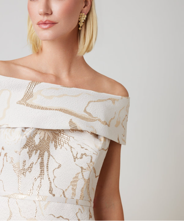 JACQUARD METALLIC PATTERN CUFF BODICE GOWN