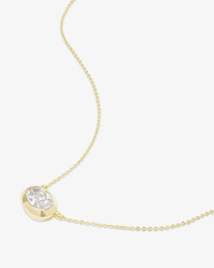 SHES A BOSS PENDANT NECKACE