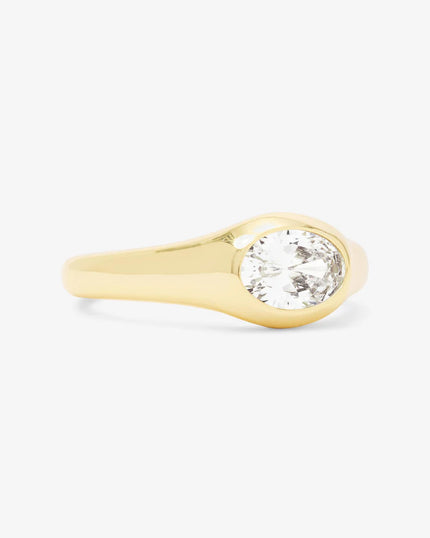 SHES A BOSS SIGNET RING