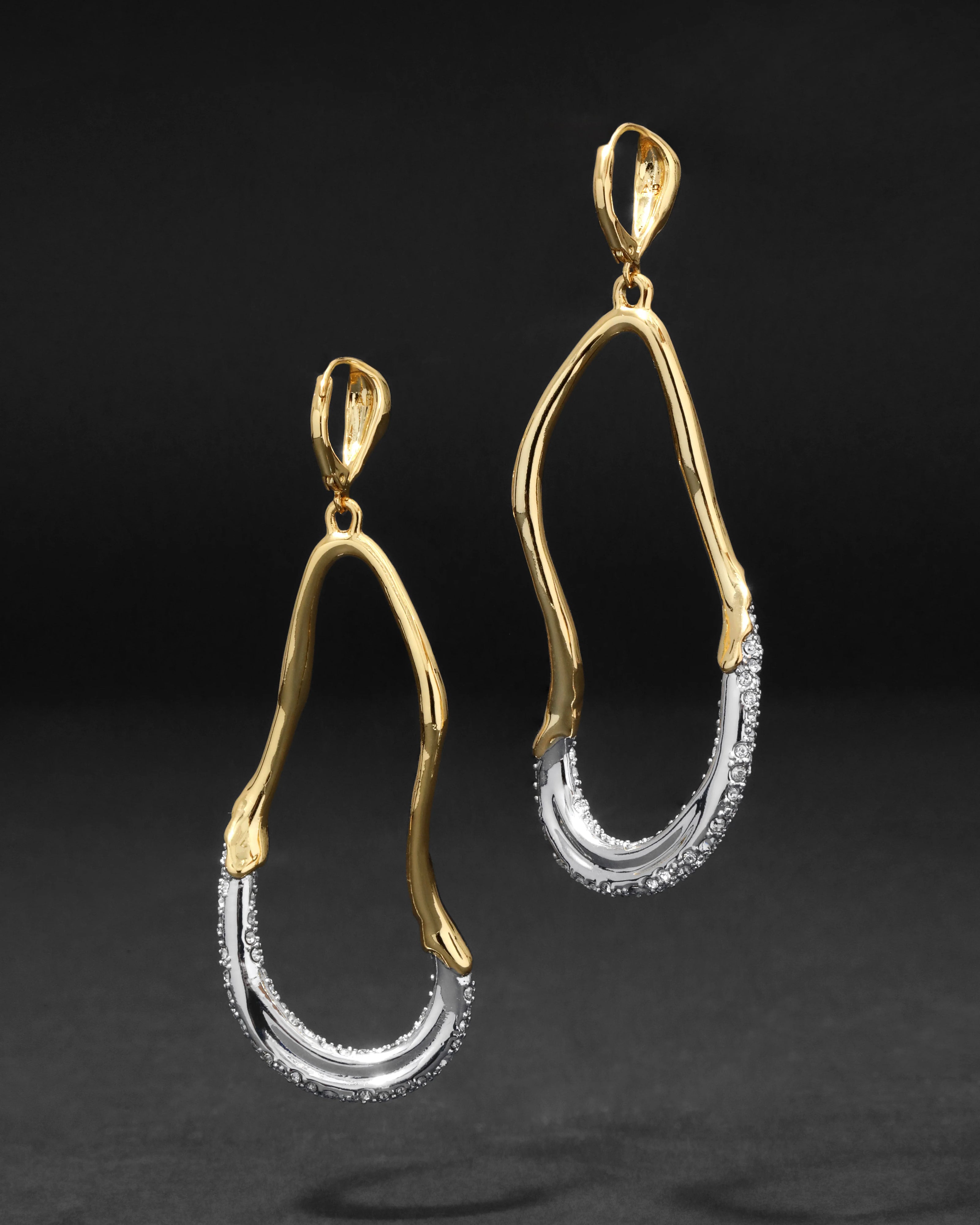 SOLANALES CRYSTAL CURVE LEVERBACK DROP EARRING