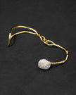 SONANALES CRYSTAL PEBBLE CLASP BRACELET