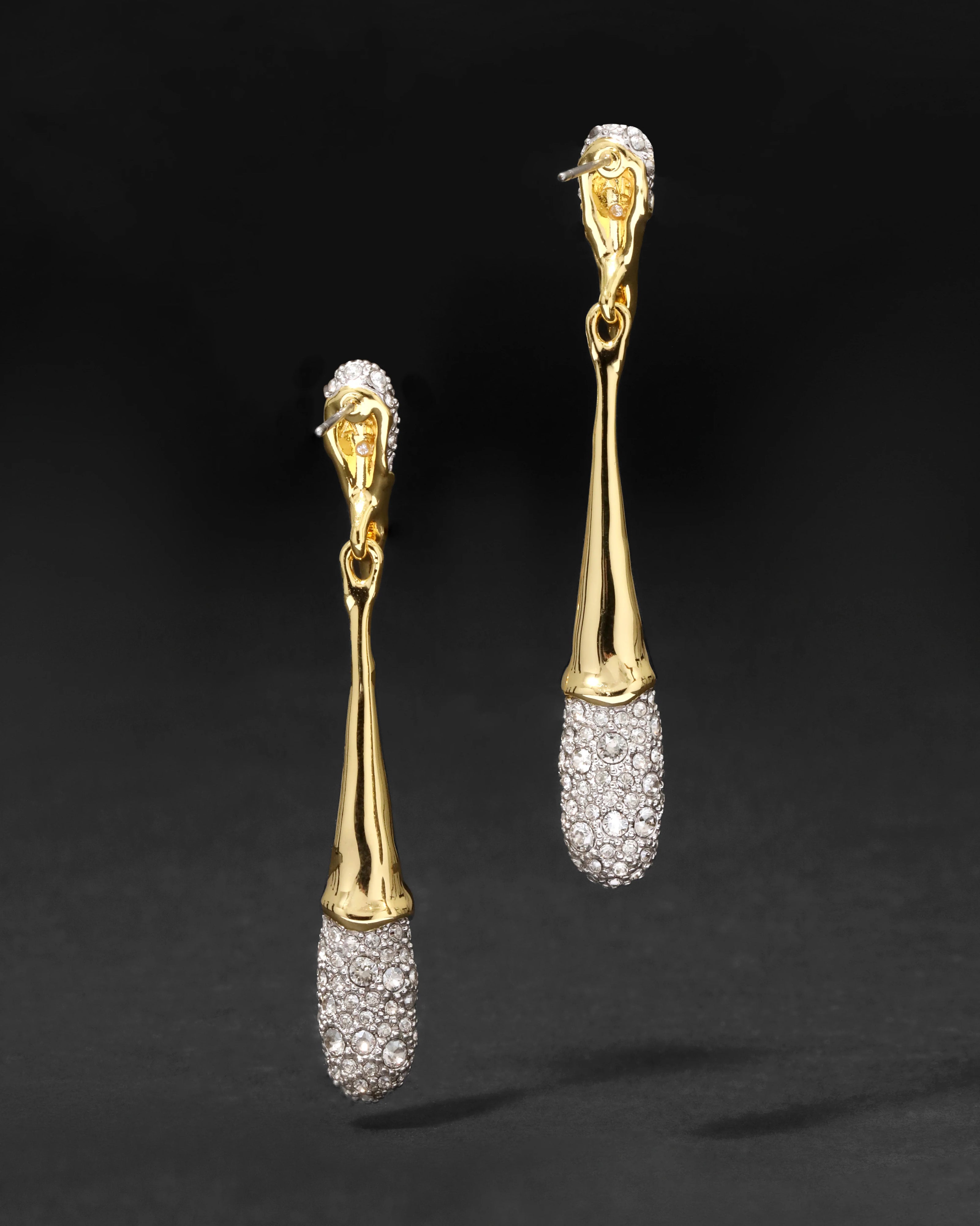 SOLANALES LINEAR CRYSTAL TEARDROP EARRING