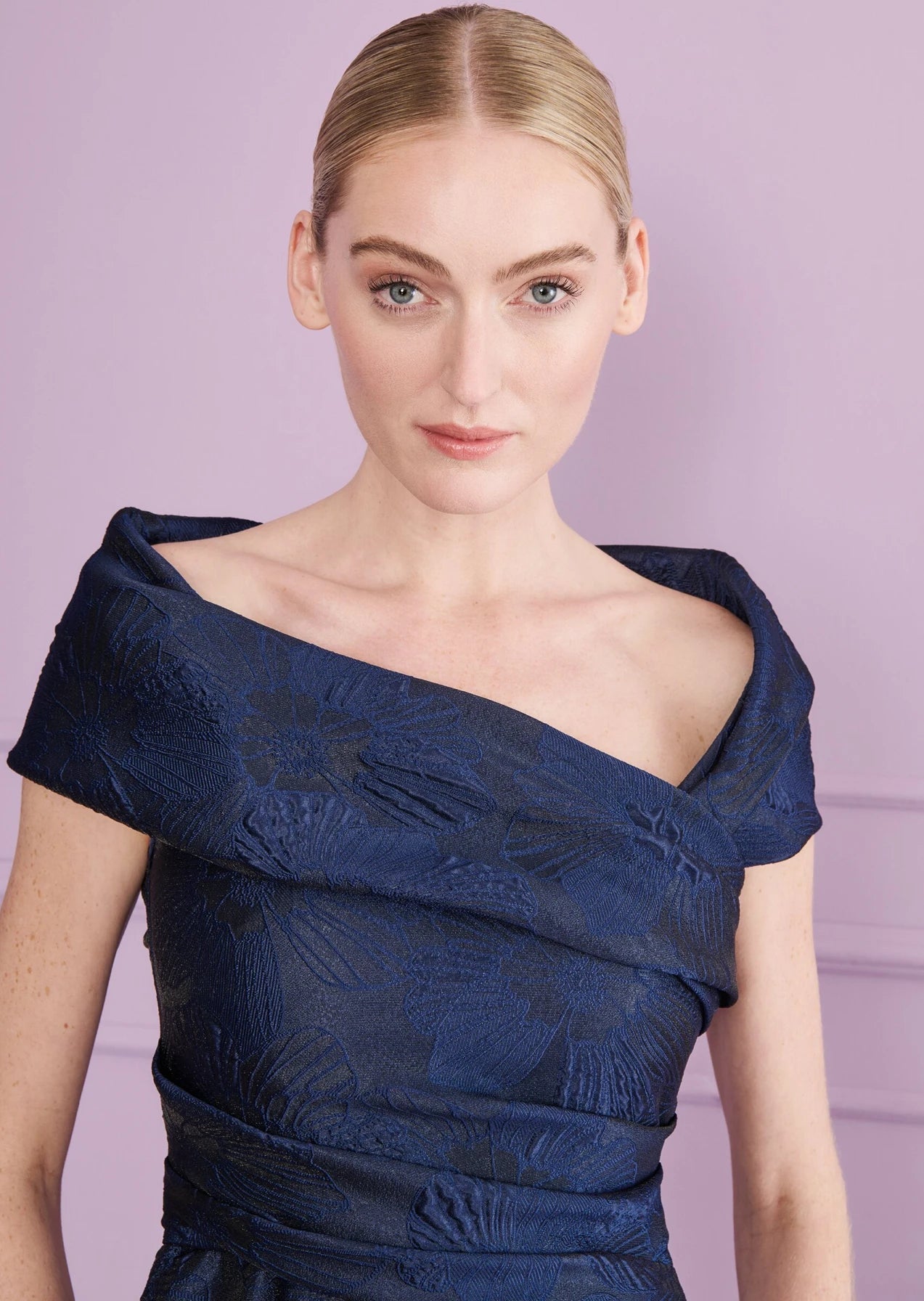 SOMERHIT1 MIDI DRESS