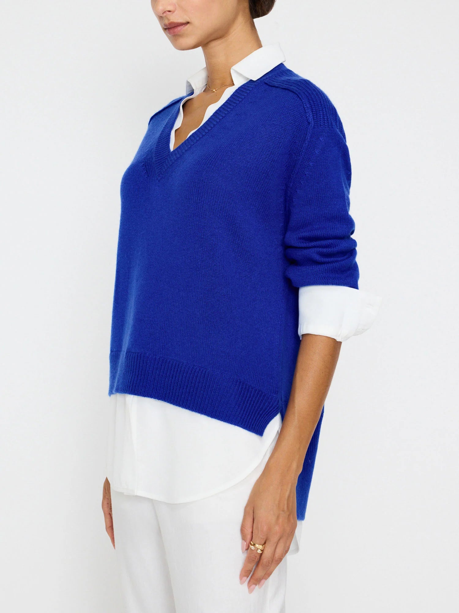 THE LOOKER LAYERED VNECK