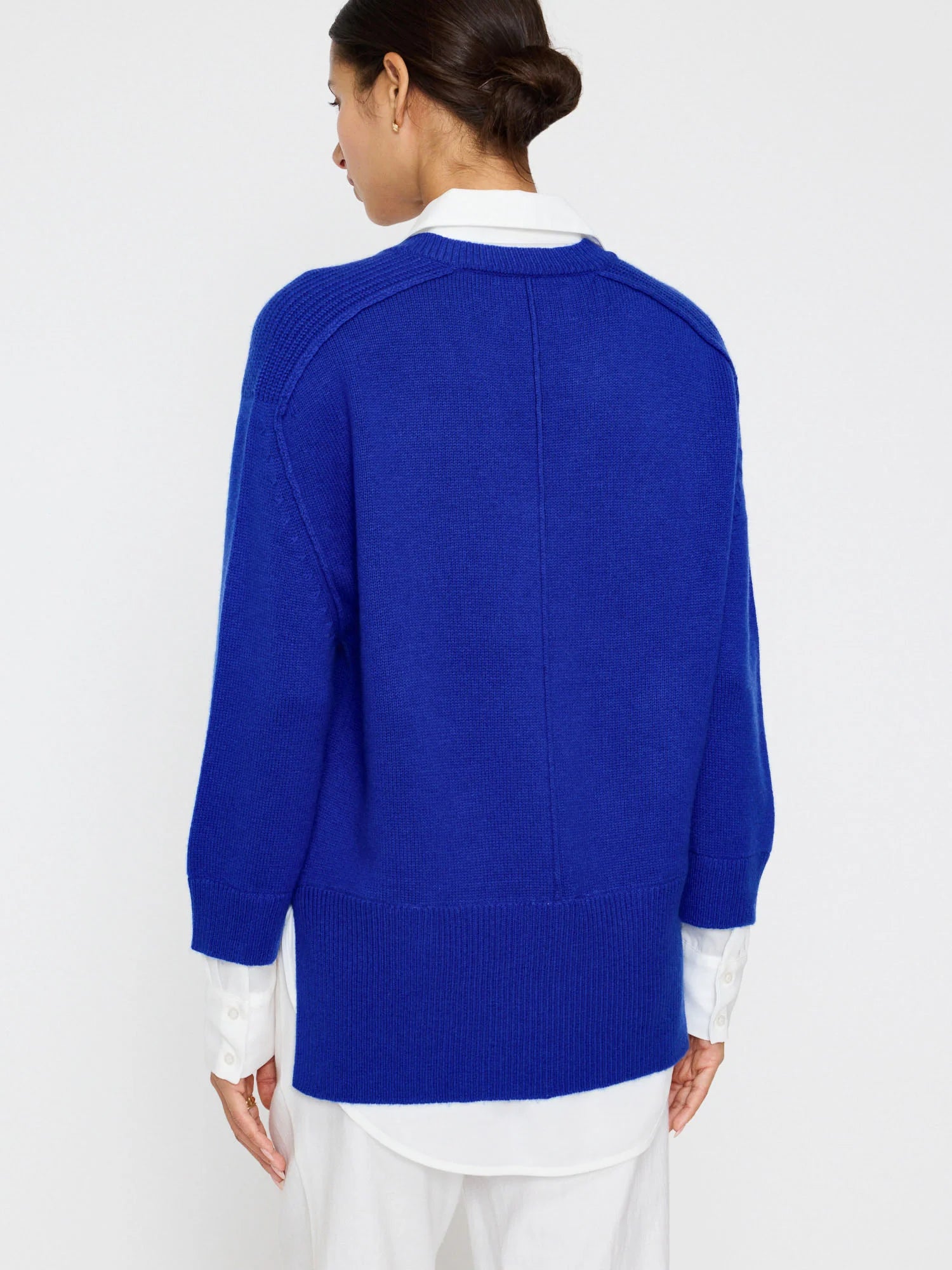 THE LOOKER LAYERED VNECK