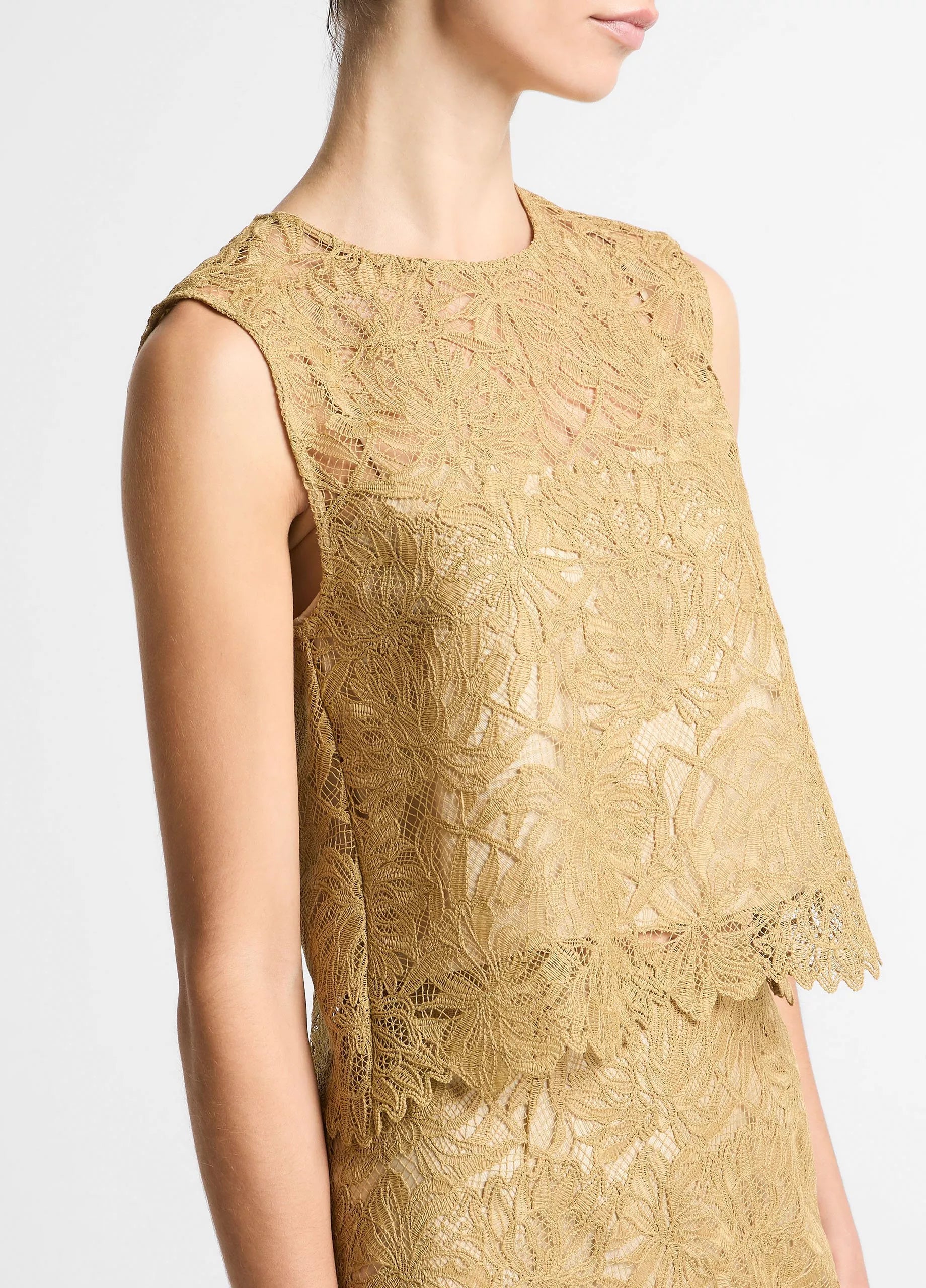 LACE SHELL IN SOFT GOLD