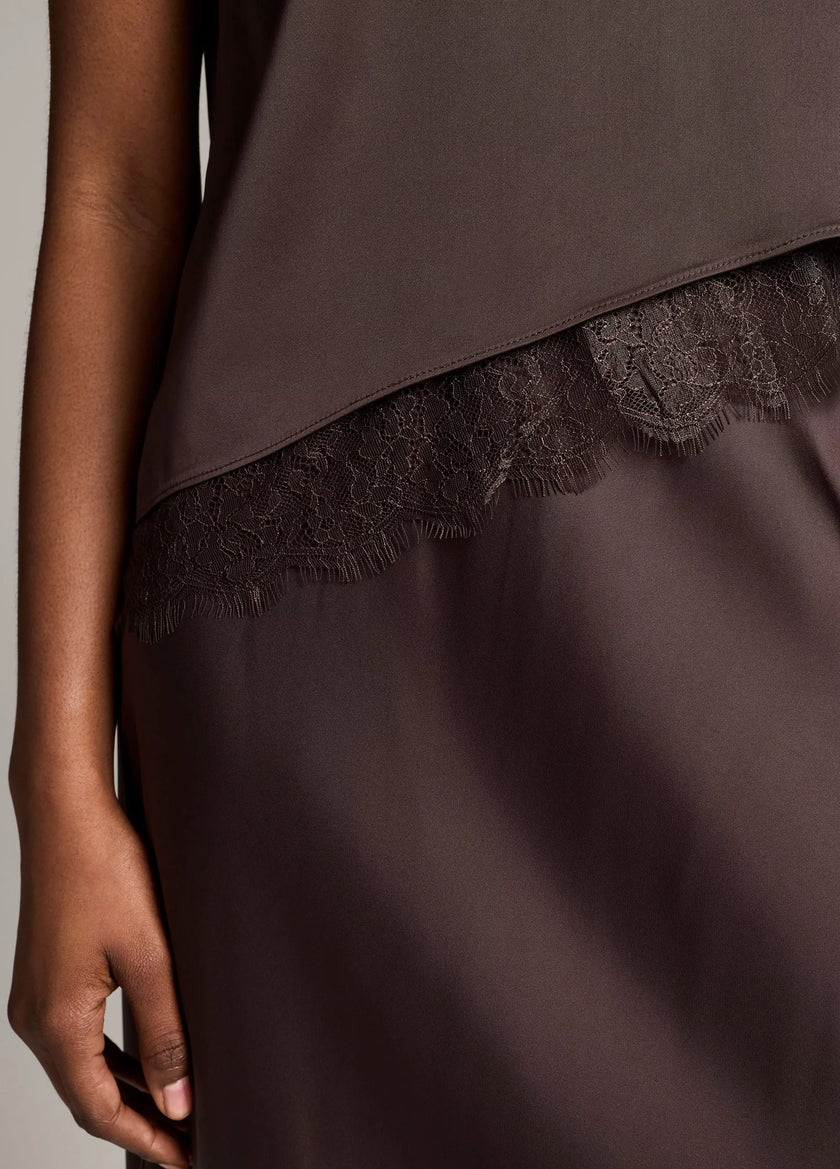 LACE TRIM SATIN ASYMMETRIC SHELL
