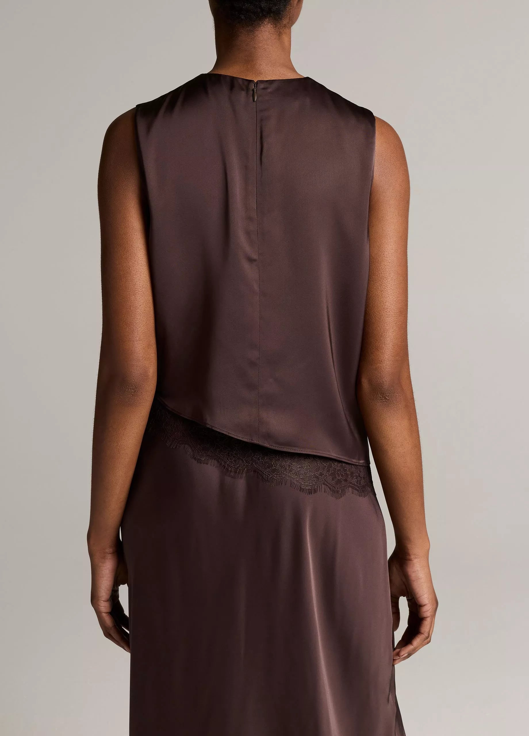 LACE TRIM SATIN ASYMMETRIC SHELL