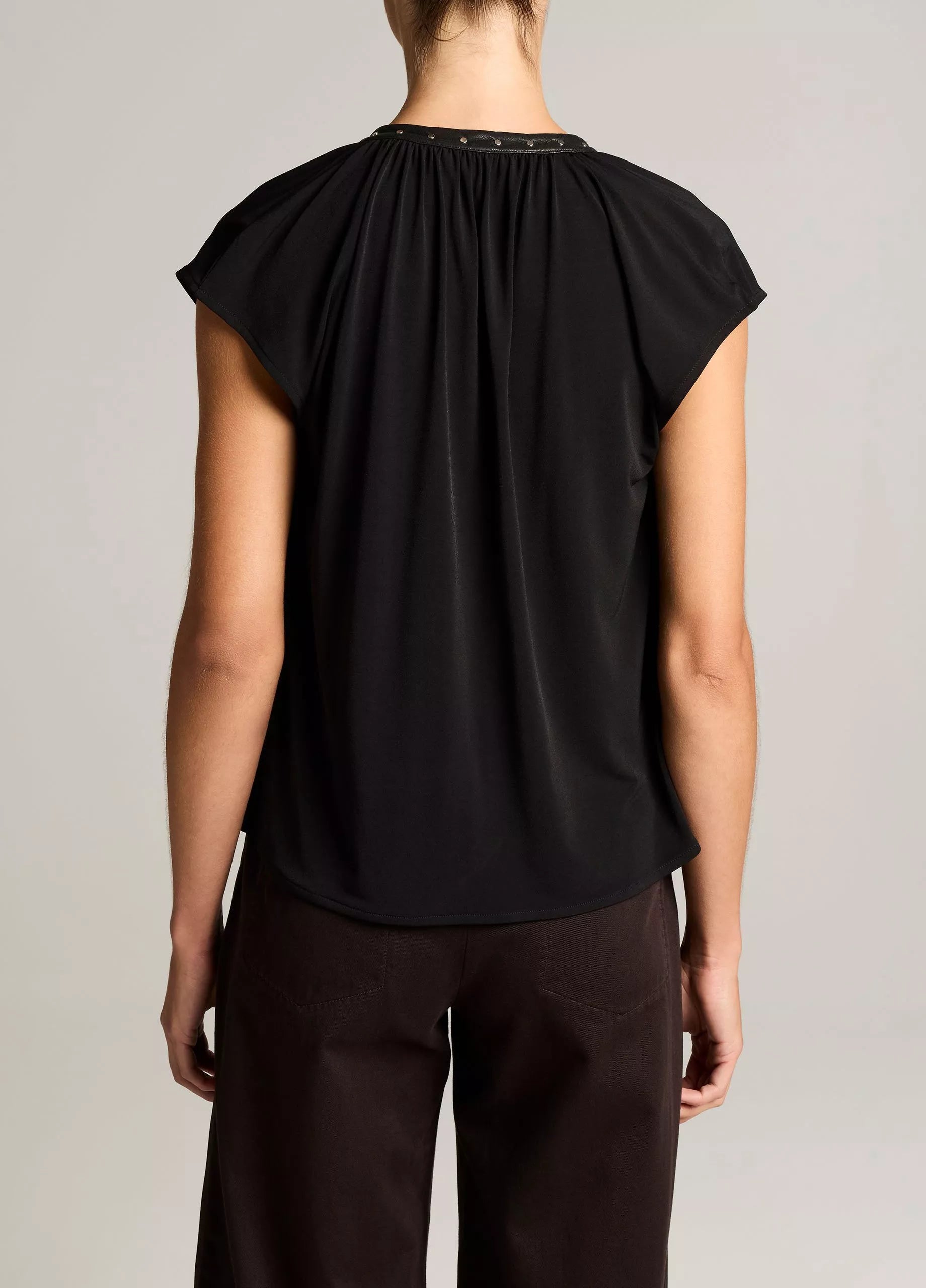 STUDDED MATTE JERSEY CAP SLEEVE TOP